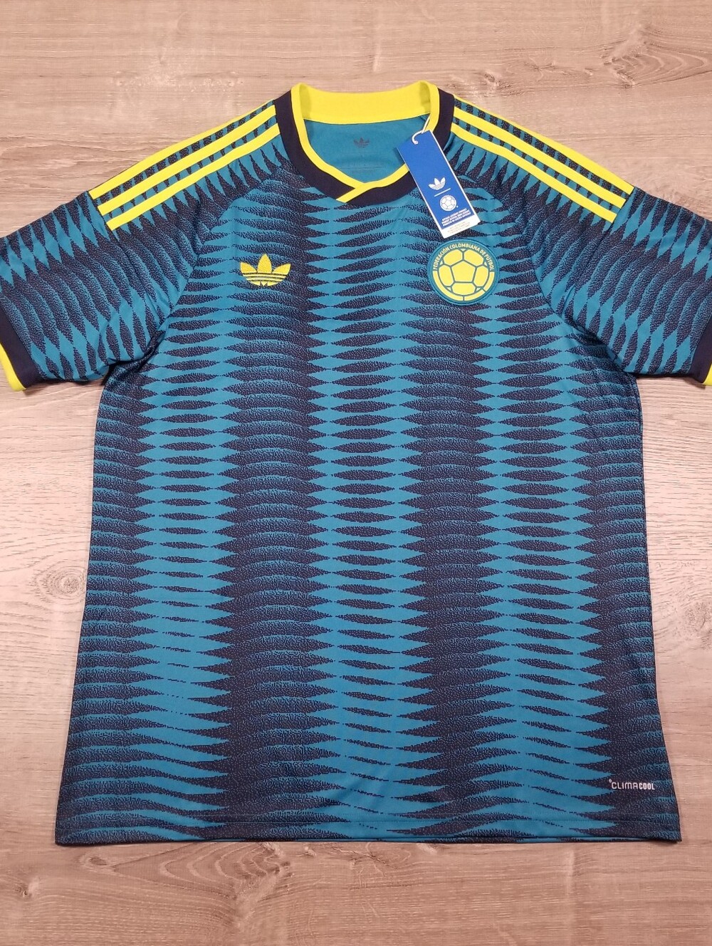NWT Adidas Columbia 2026 Authentic Away Jersey Mens Size Large Soccer Futbol
